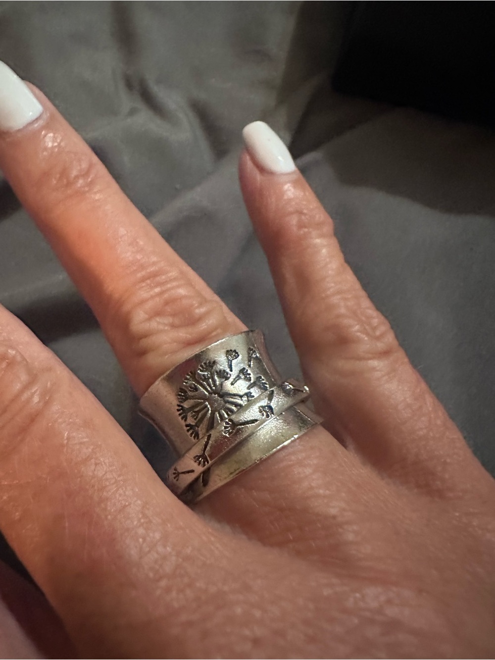 Dandelion ring